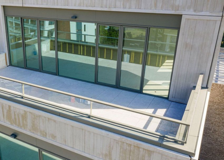 Les avantages des finitions en aluminium durable dans les projets de construction