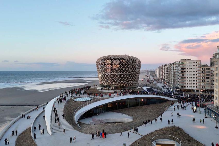 SILT : nouveau monument emblématique de la côte belge grâce au système de mur-rideau et de toiture ConceptWall 50 de Reynaers Aluminium